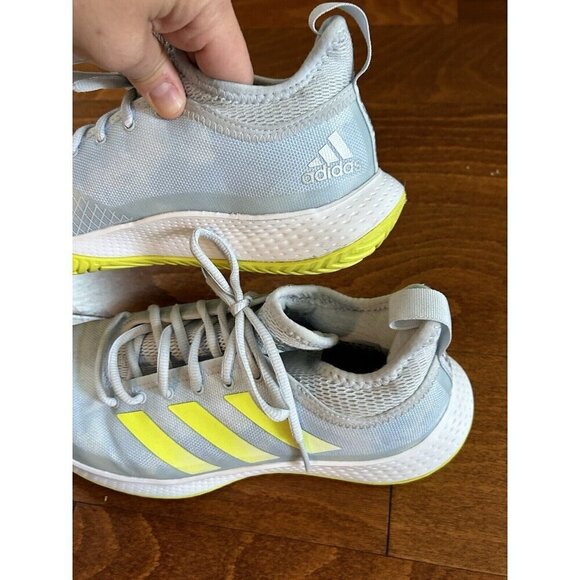 adidas Women's 7.5 M Training Sneakers‎ Casual Shoes Gray & Lime - Picture 3 of 8